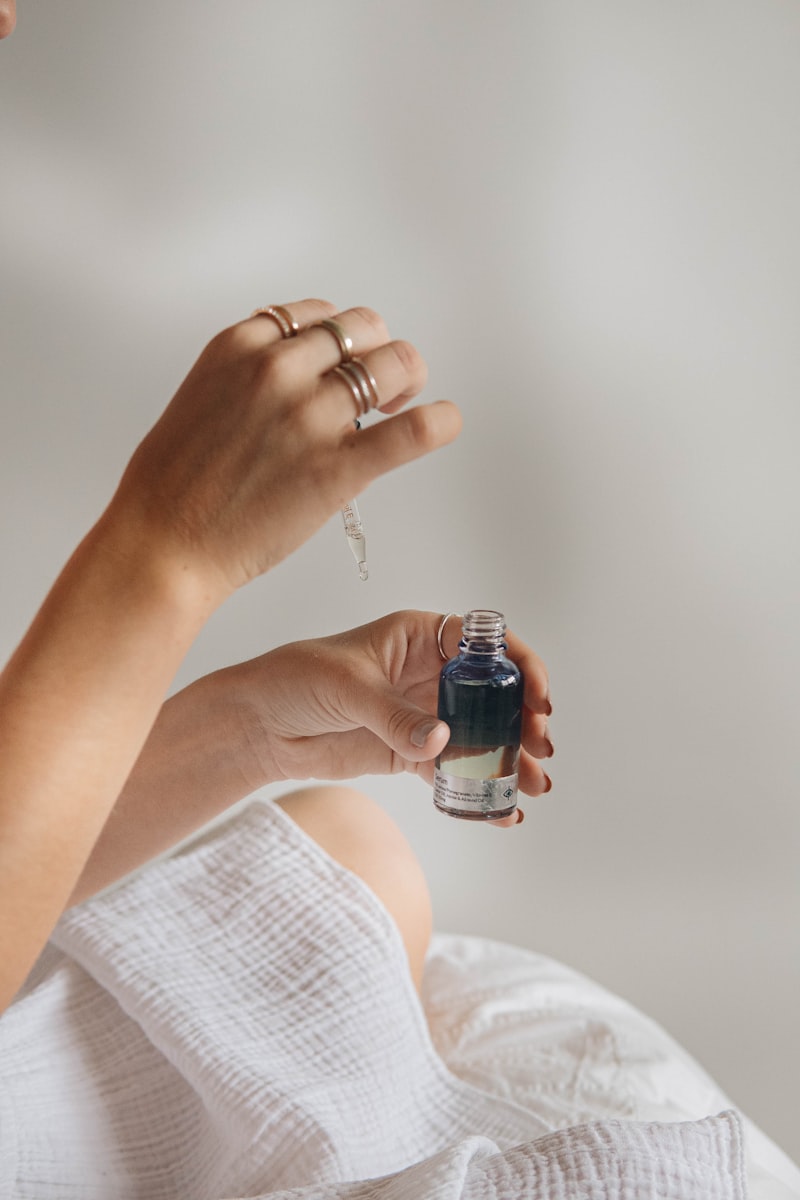 AXIS-Y Dark Spot Correcting Glow Serum